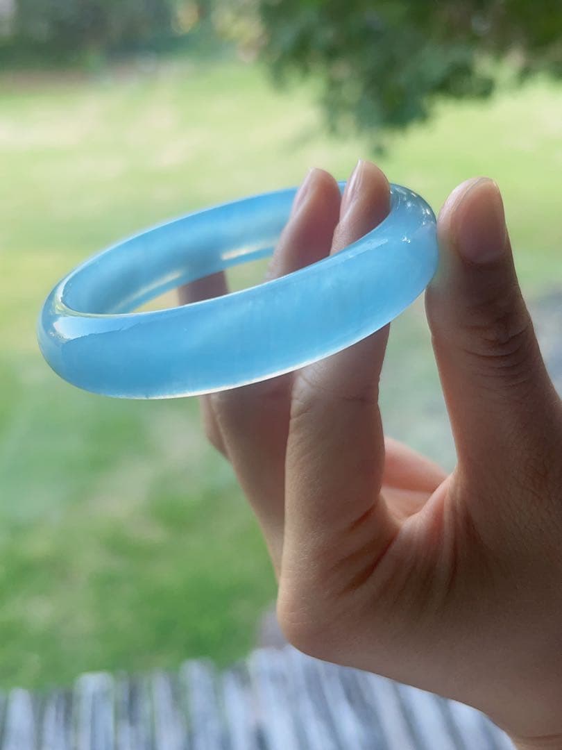 天然石　ブルー　アクアマリン 海藍宝 バングル 内径60.3 透明度が高い