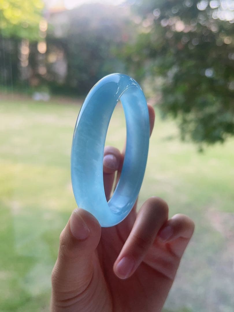 天然石　ブルー　アクアマリン 海藍宝 バングル 内径60.3 透明度が高い