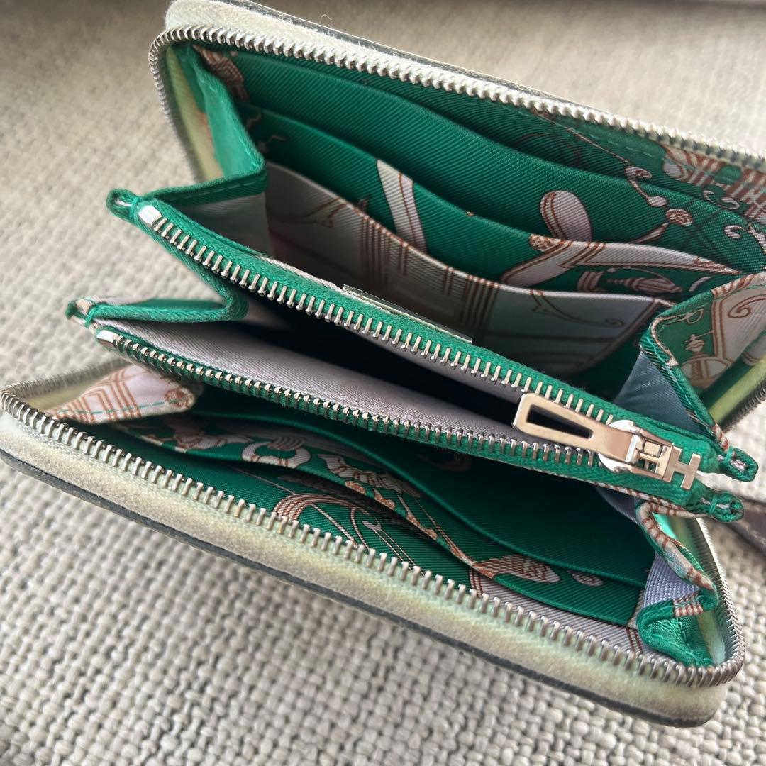 エルメス　シルクインコンパクト　ライトグリーン レザー ケース