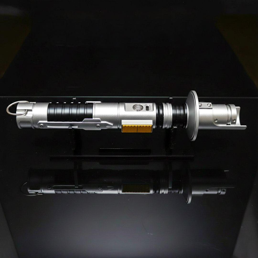 カスタムライトセーバー　新品　エズラ・ブリッジャー　ネオピクセル　スターウォーズ