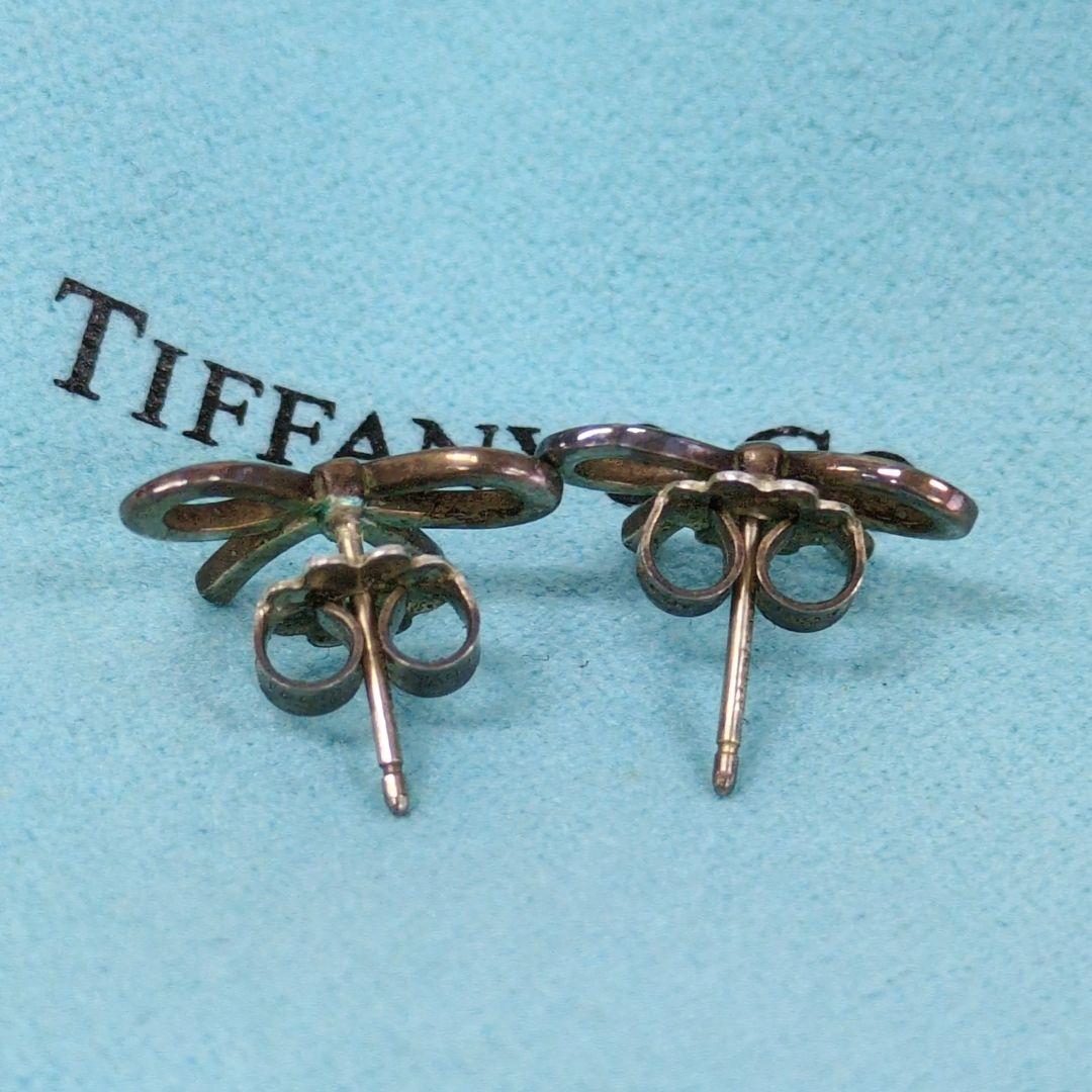 Tiffany & Co. リボンスタッドピアス