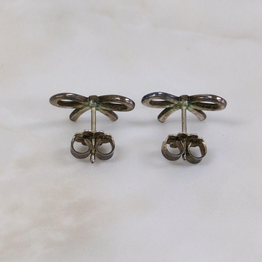 Tiffany & Co. リボンスタッドピアス