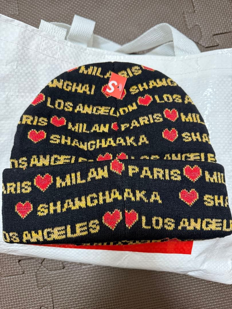 Supreme ハートビーニー