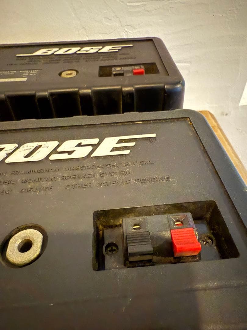 BOSE 111AD スピーカーペア（ブラケット・マニュアル付き）
