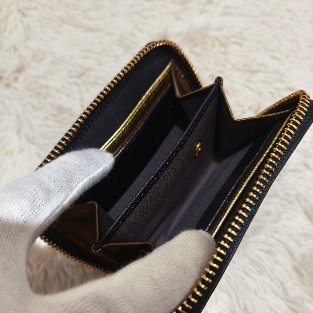 【未使用に近い】Vivienne Westwood・財布・ゴールドフレーム・希少