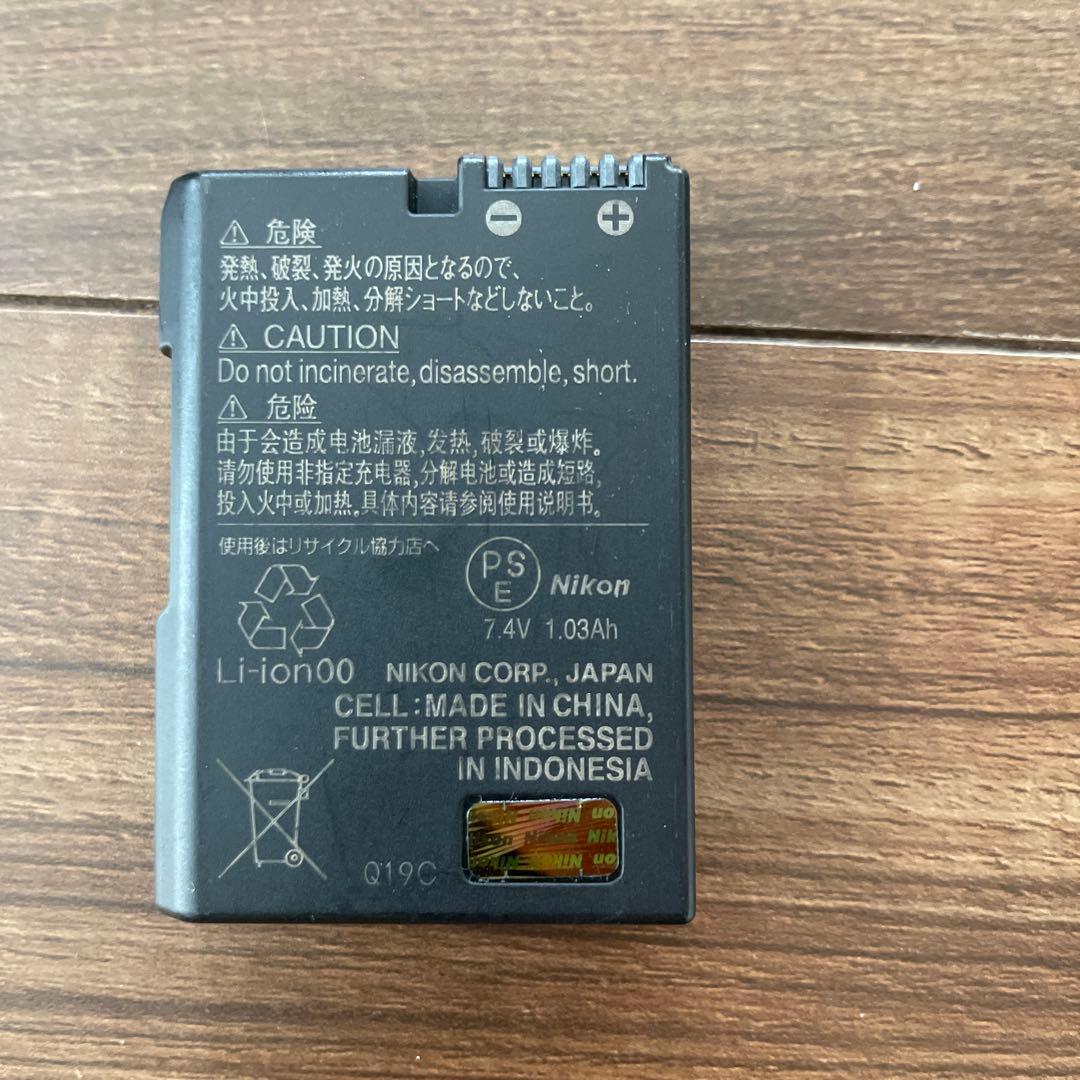 ニコン Nikon D5100 一眼レフ