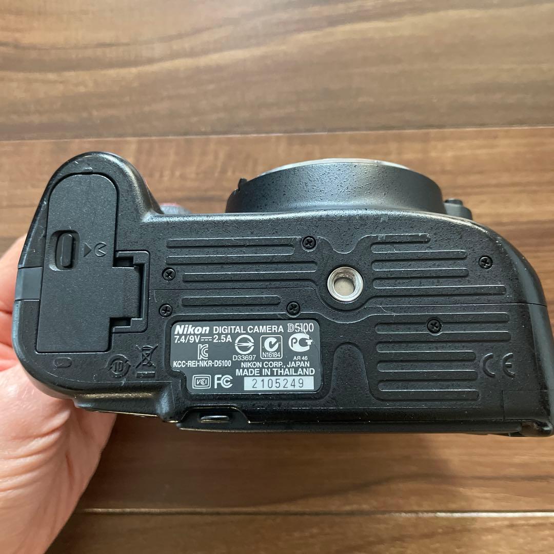 ニコン Nikon D5100 一眼レフ