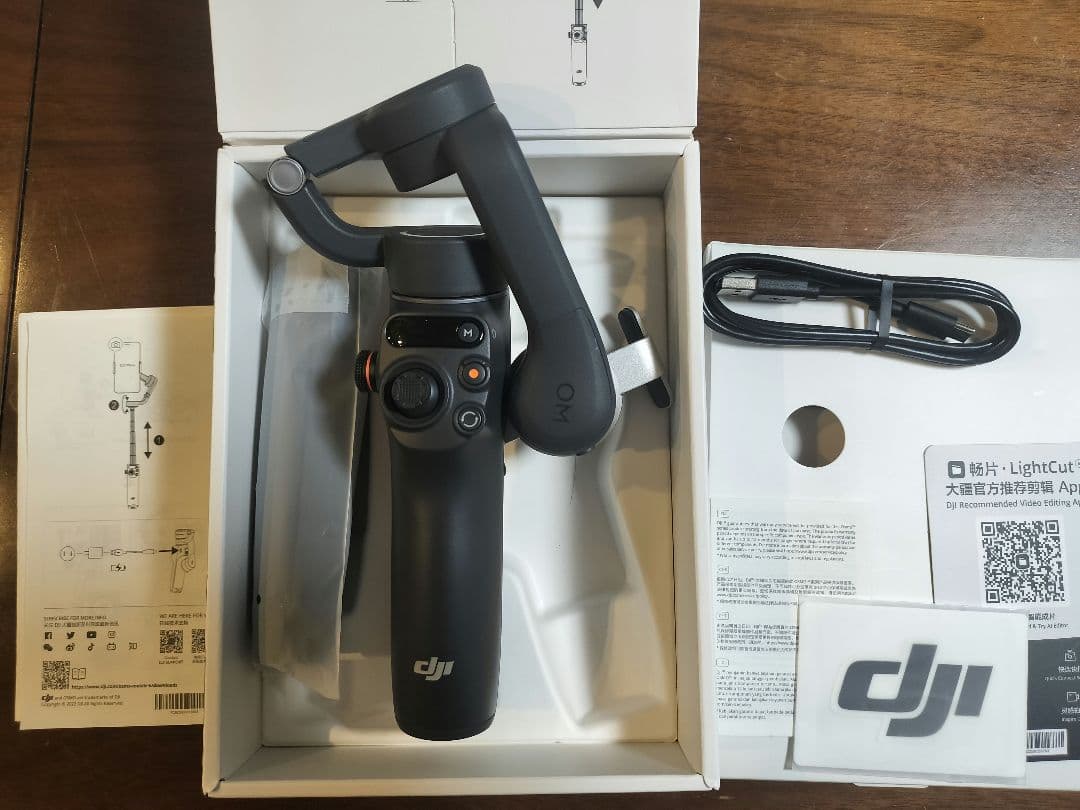 DJI OSMO MOBILE 6 スタビライザー