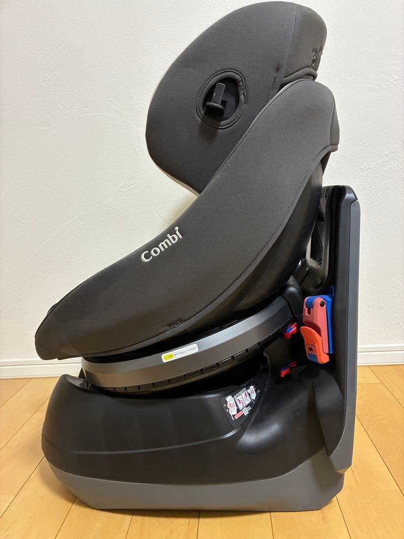 combiコンビ クルムーヴスマートエッグショックsimplight 新生児対応