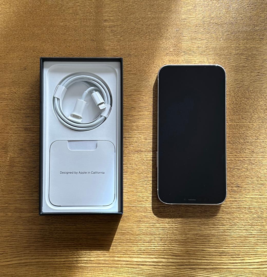 Apple iPhone 12 Pro 512GB　ホワイト 本体