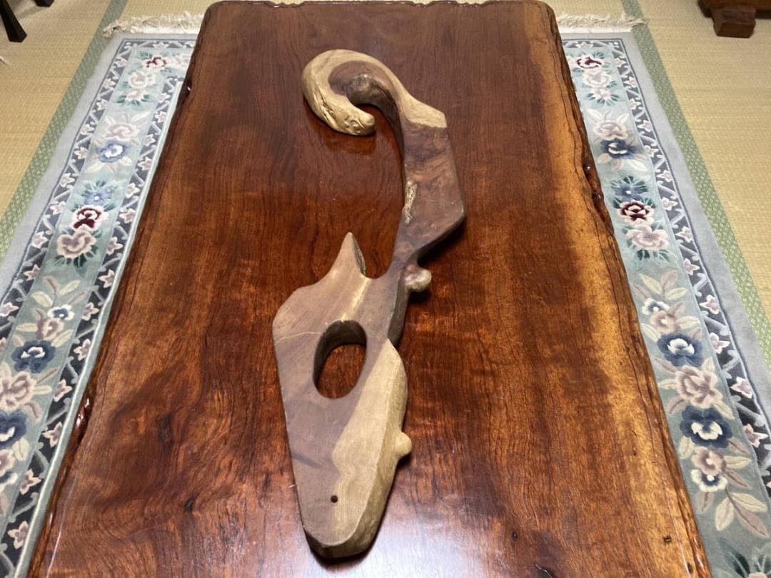 ☆旧家蔵出し・経年の雰囲気が素敵な古材・一枚板花台・無垢材・展示台陳列棚古道具☆