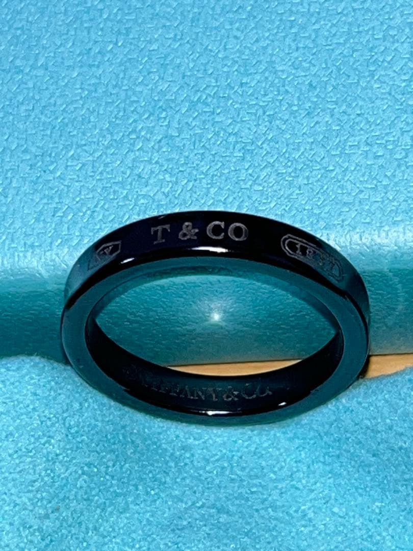 ティファニー ブラックチタンリング　19号　ナロー