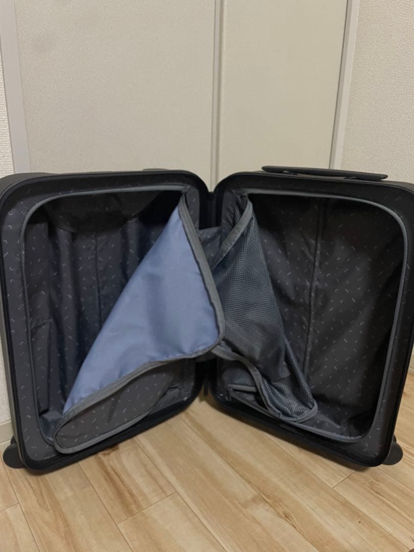 moln スーツケース 機内持ち込み可