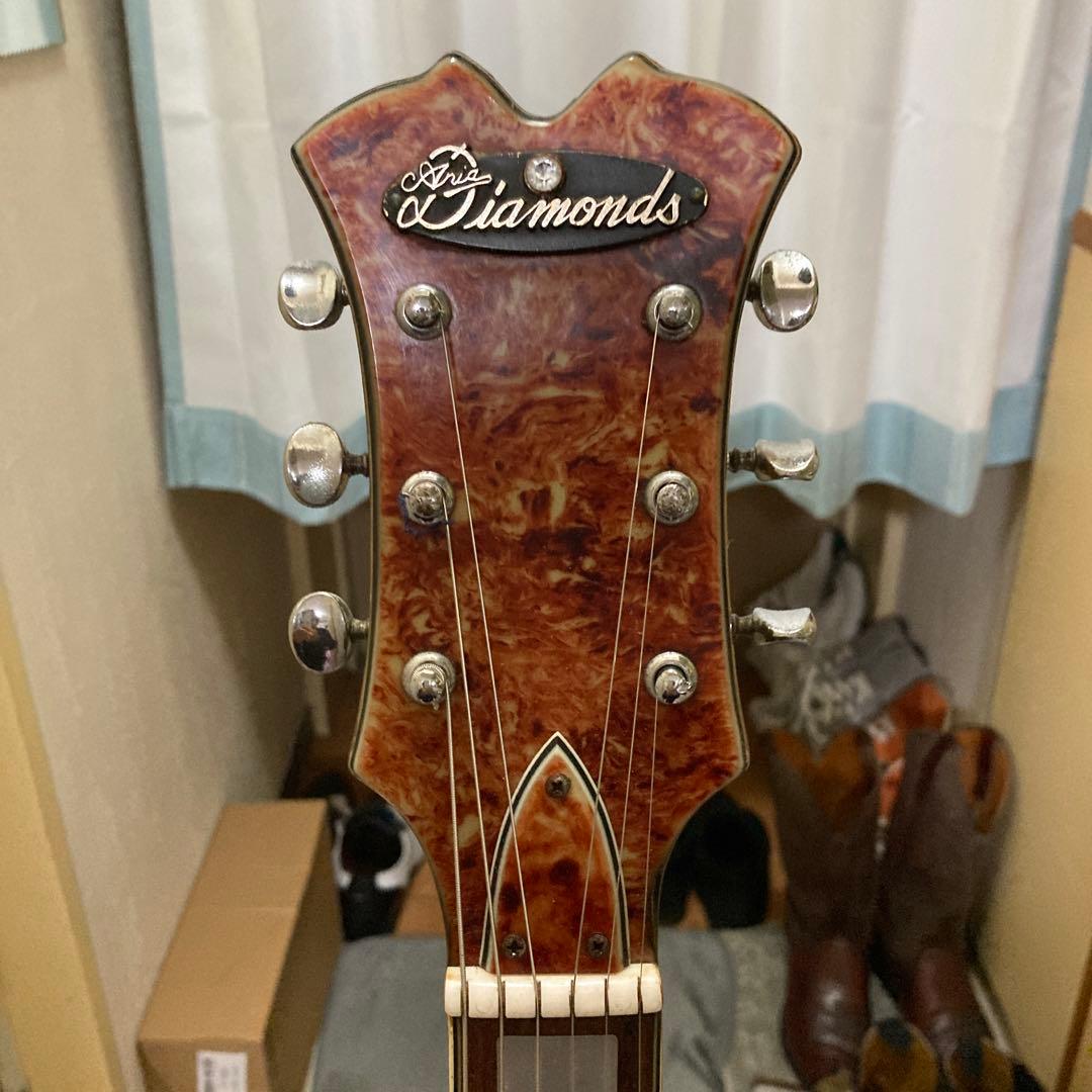 ARIA Daiamonds 1202T セミアコ