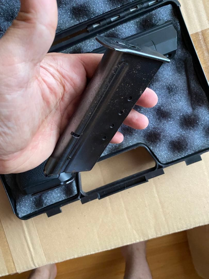 本日限定価格！東京マルイ ガスブローバックガン 初期モデル　サブマガジン付き