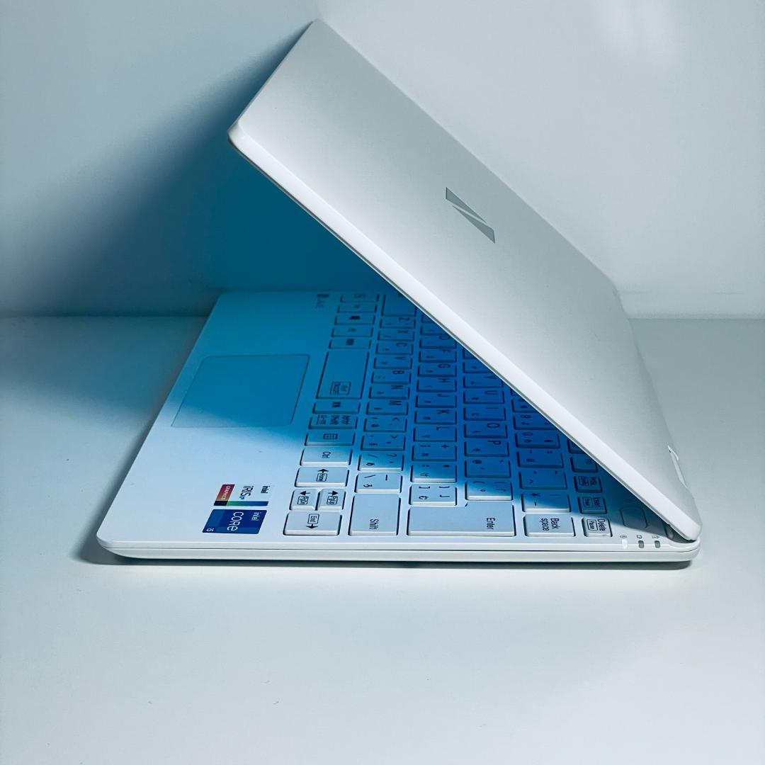 第11世代core i5 NEC LAVIE ノートPC win11 薄型軽量