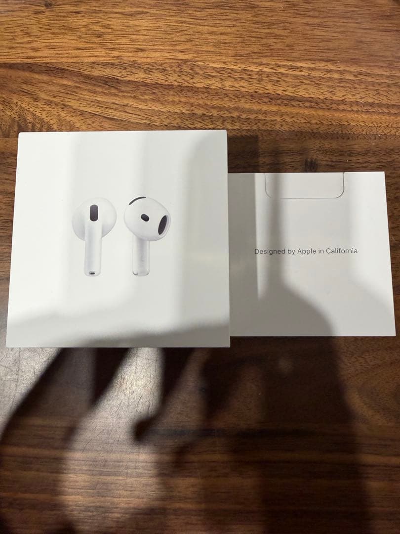 Apple AirPods4 ノイズキャンセリングなし 本体 ケースのみ