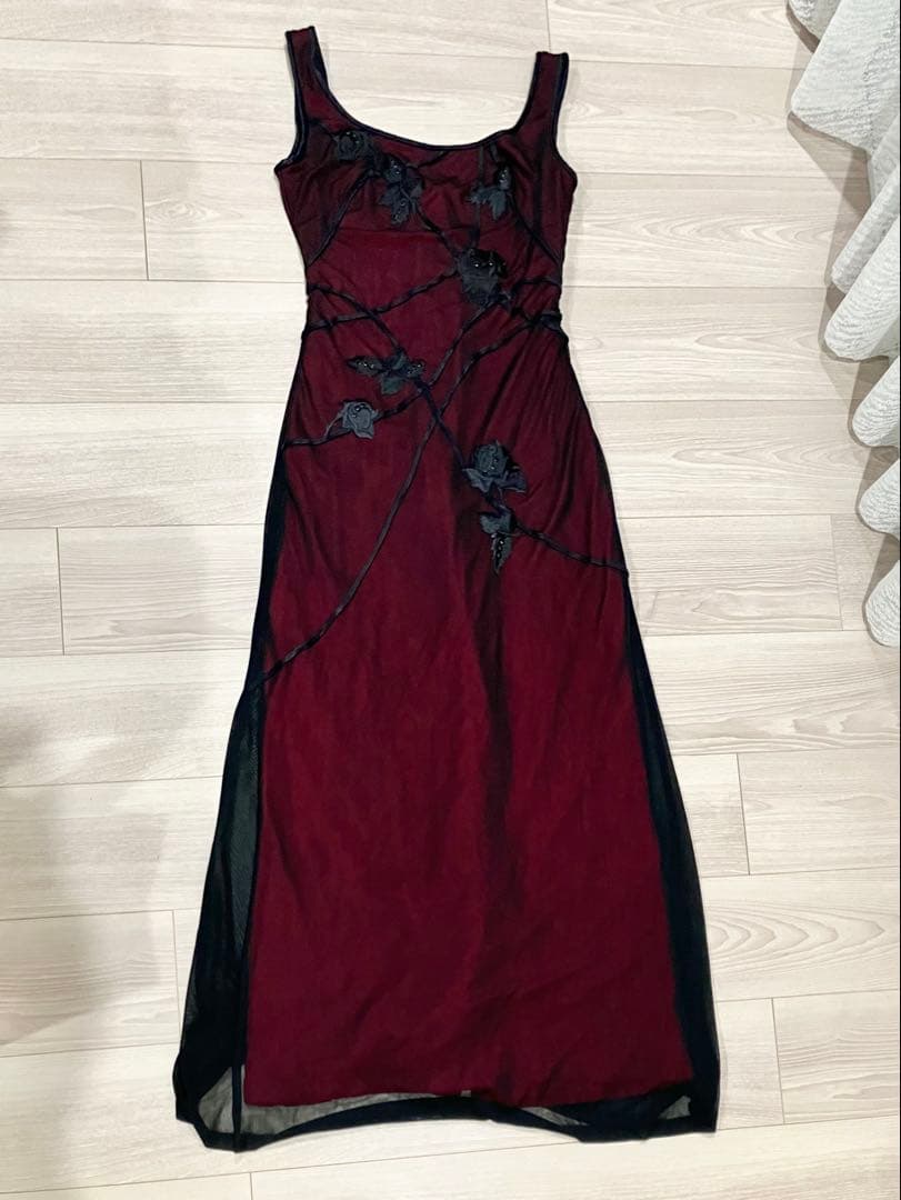 ぽん様【TADASHI SHOJI】赤×黒 花しストレッチ ロングドレス