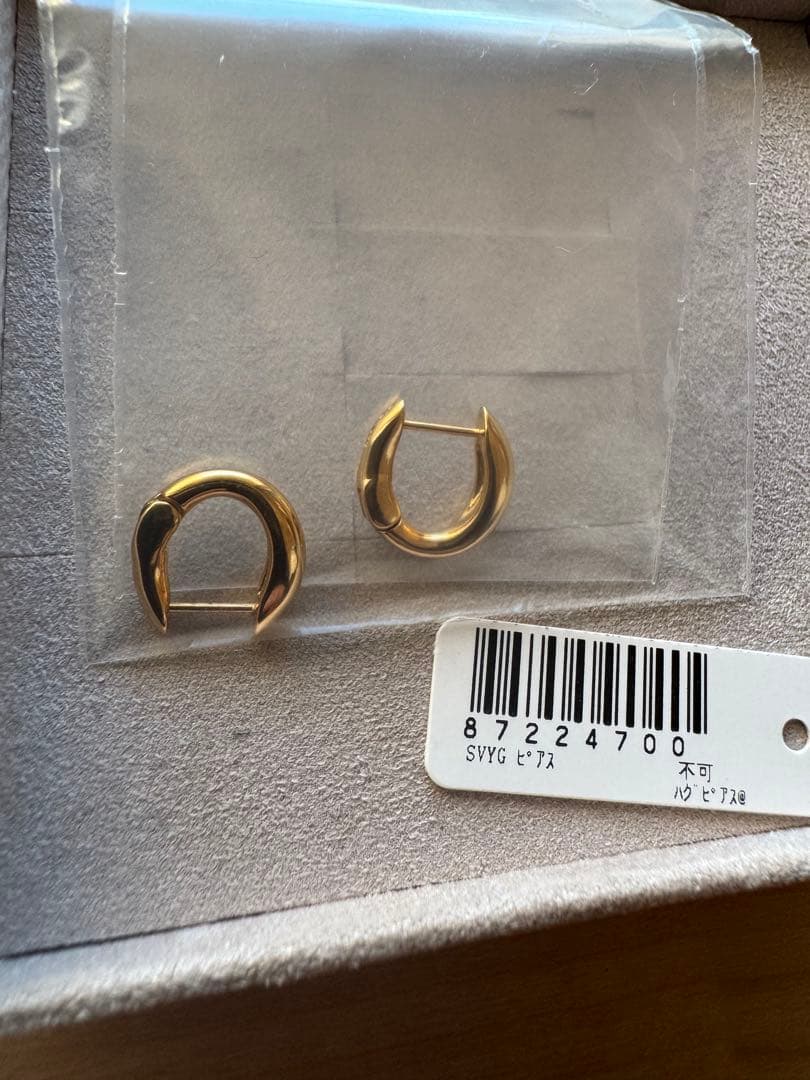 【新品】　ete K18 925チャンキー ハグピアス イエローゴールド