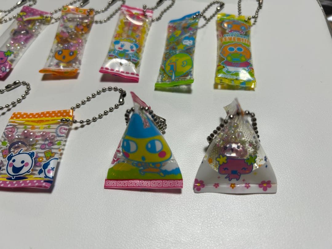 平成レトロ　たまごっち　ボンボンドロップシール　キーホルダー　一番くじ　ガチャ