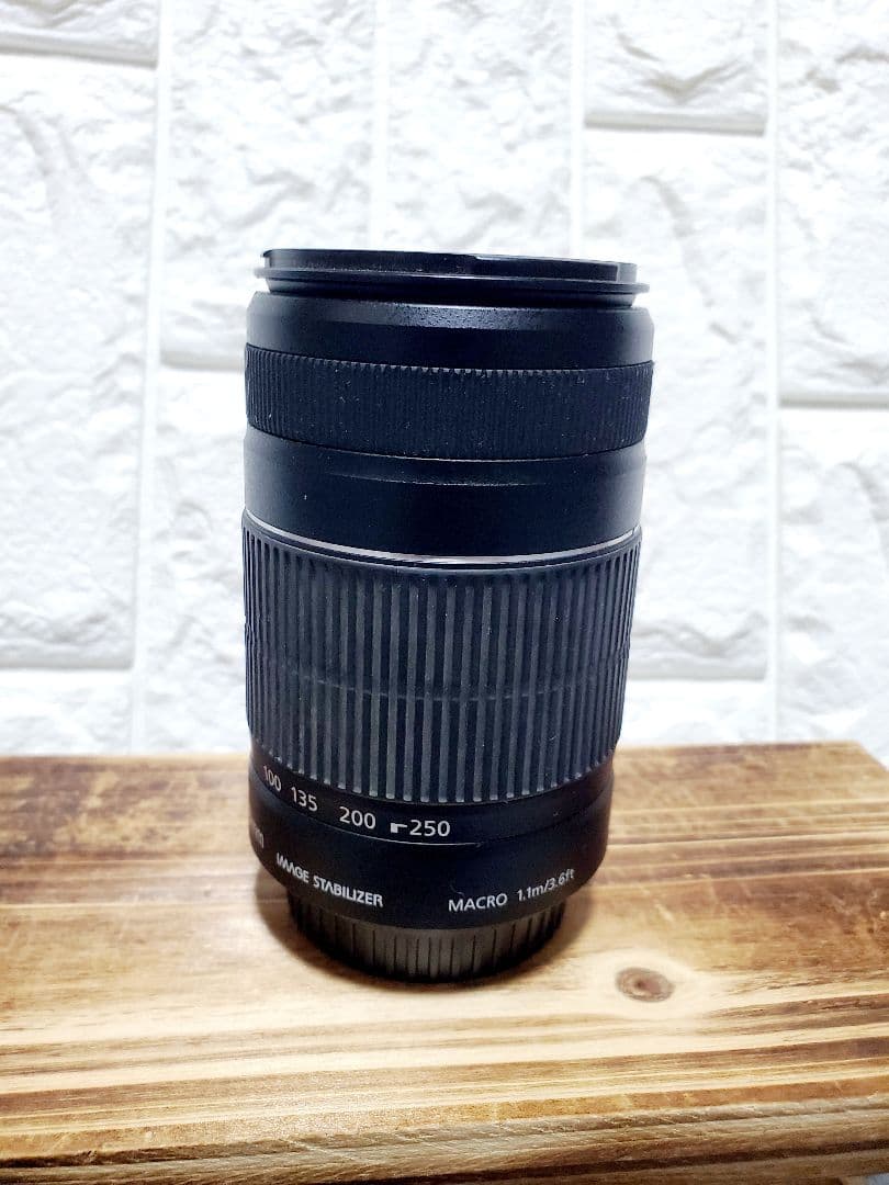 CANON EF-S 55-250mm 1:4-5.6レンズ　IS II