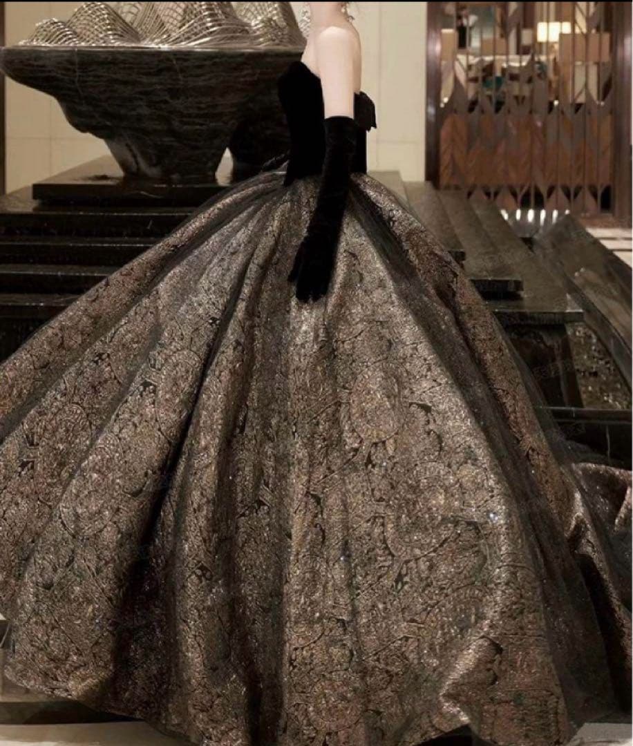 イブニングドレス　ゴージャス　プリンセス ブラック　演奏会　結婚式　S XS