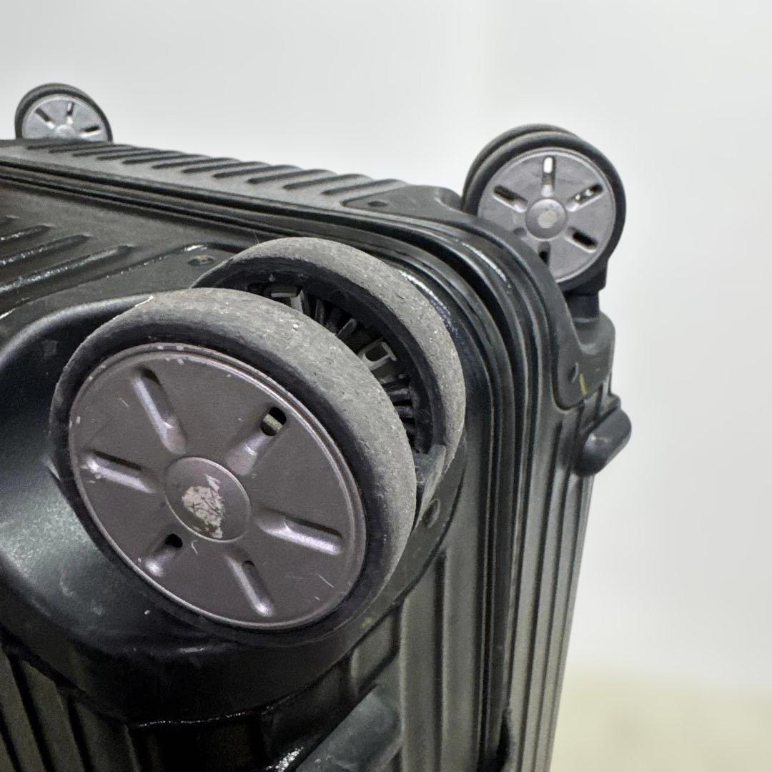 RIMOWA ブラック 4輪キャリーケース　訳アリ　　大容量　サルサ