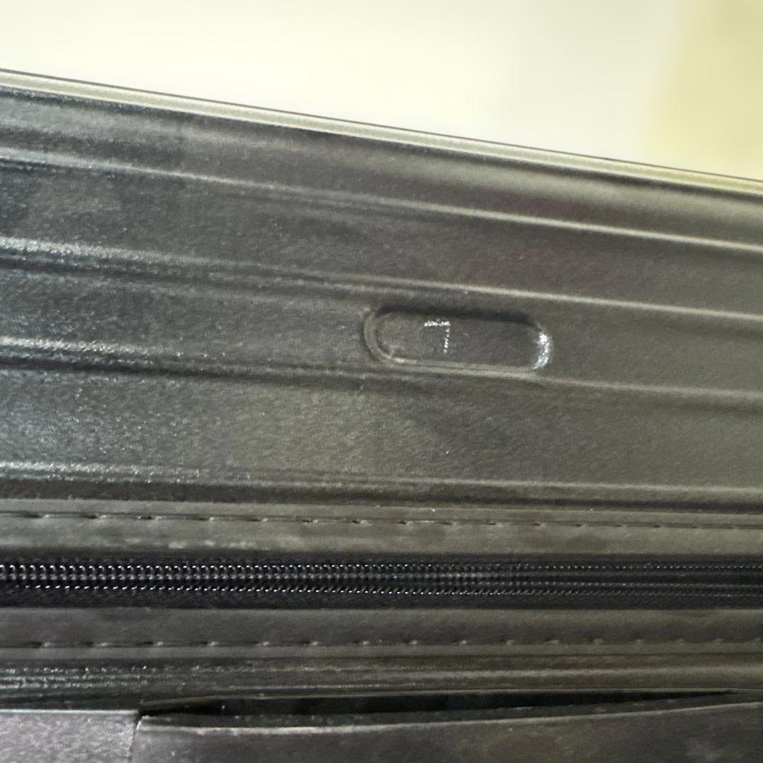 RIMOWA ブラック 4輪キャリーケース　訳アリ　　大容量　サルサ