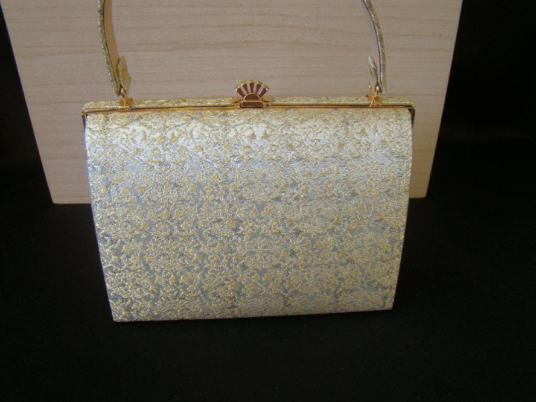 新古品 訪問着・礼装用 帯地 草履・バッグ セット Zs1002チョコ