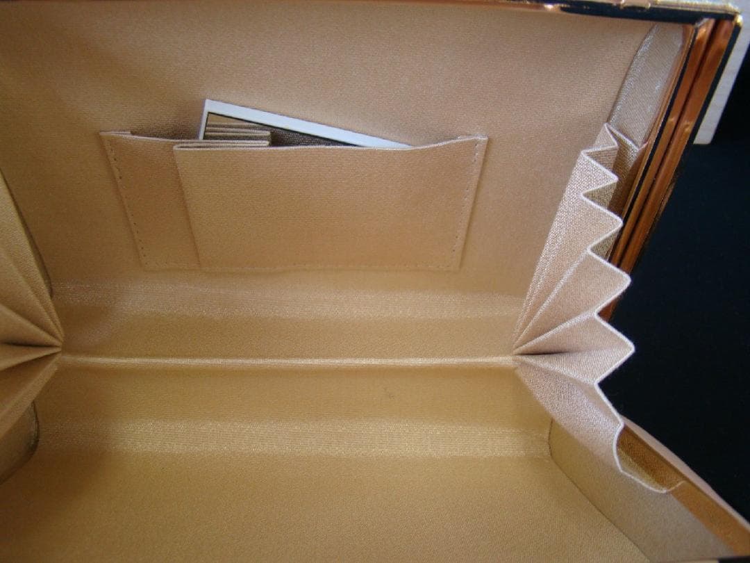 新古品 訪問着・礼装用 帯地 草履・バッグ セット Zs1002チョコ