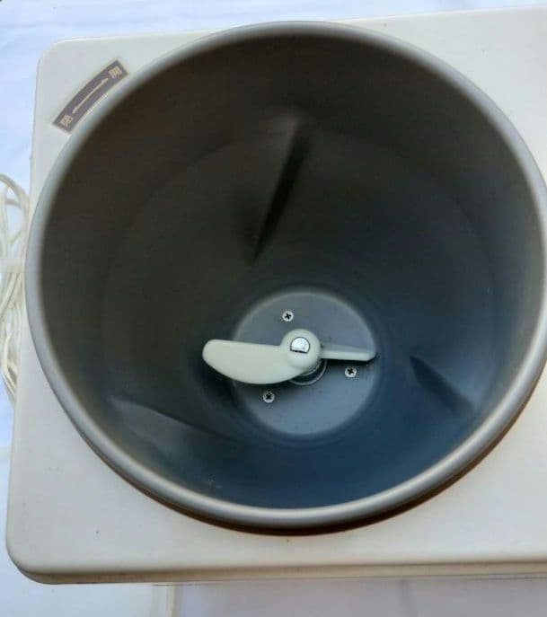 パンこね機　ＫＮ−1000 大正電機