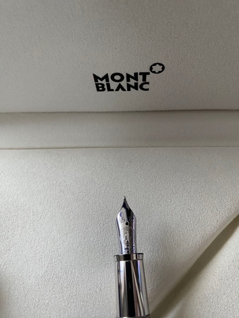 モンブラン　エルヴィス万年筆とエルヴィスの万年筆インク