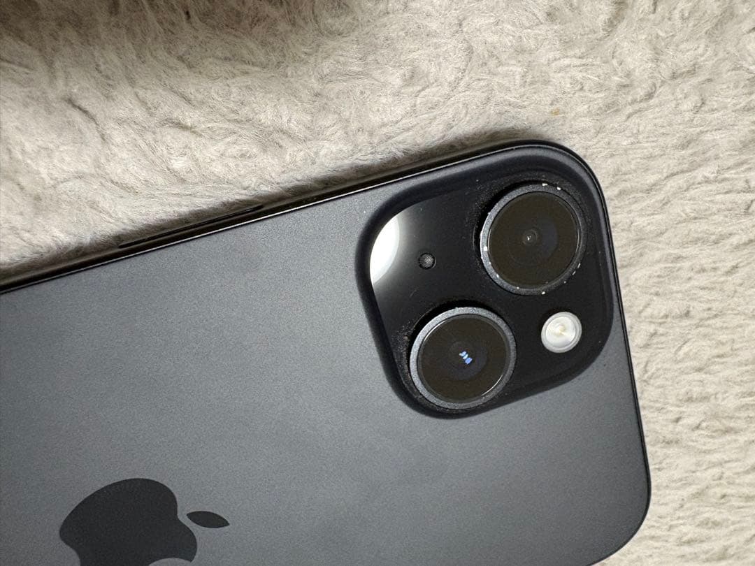 Apple iPhone 15 ブラック 256GB 本体