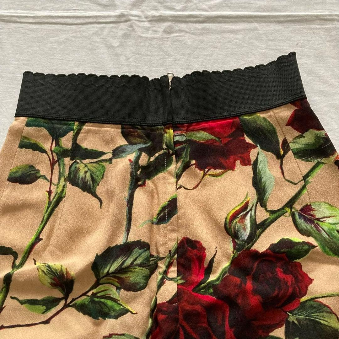 希少　DOLCE&GABBANA　D&G　ひざ丈ミニスカート　バラ　花柄　36