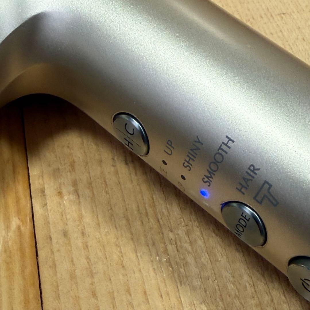 【美顔器機能付】ヤーマン リフトドライヤー HC-20N 頭皮ケア