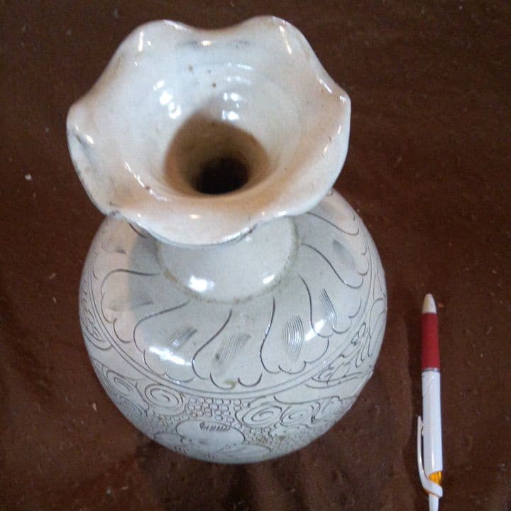 中国陶磁器　磁州窯　人物壺