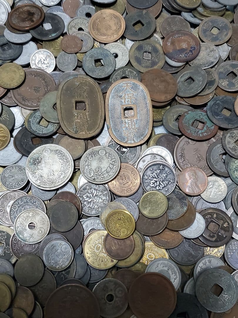 古銭 銀貨 雑銭　たっぷり約３１００g　まとめ売り