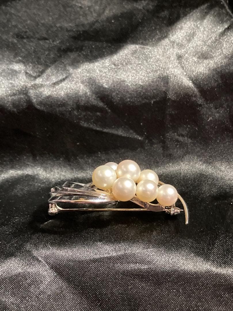 MIKIMOTO ミキモト ブローチ パール 真珠 8珠 シルバー 皇室御用達