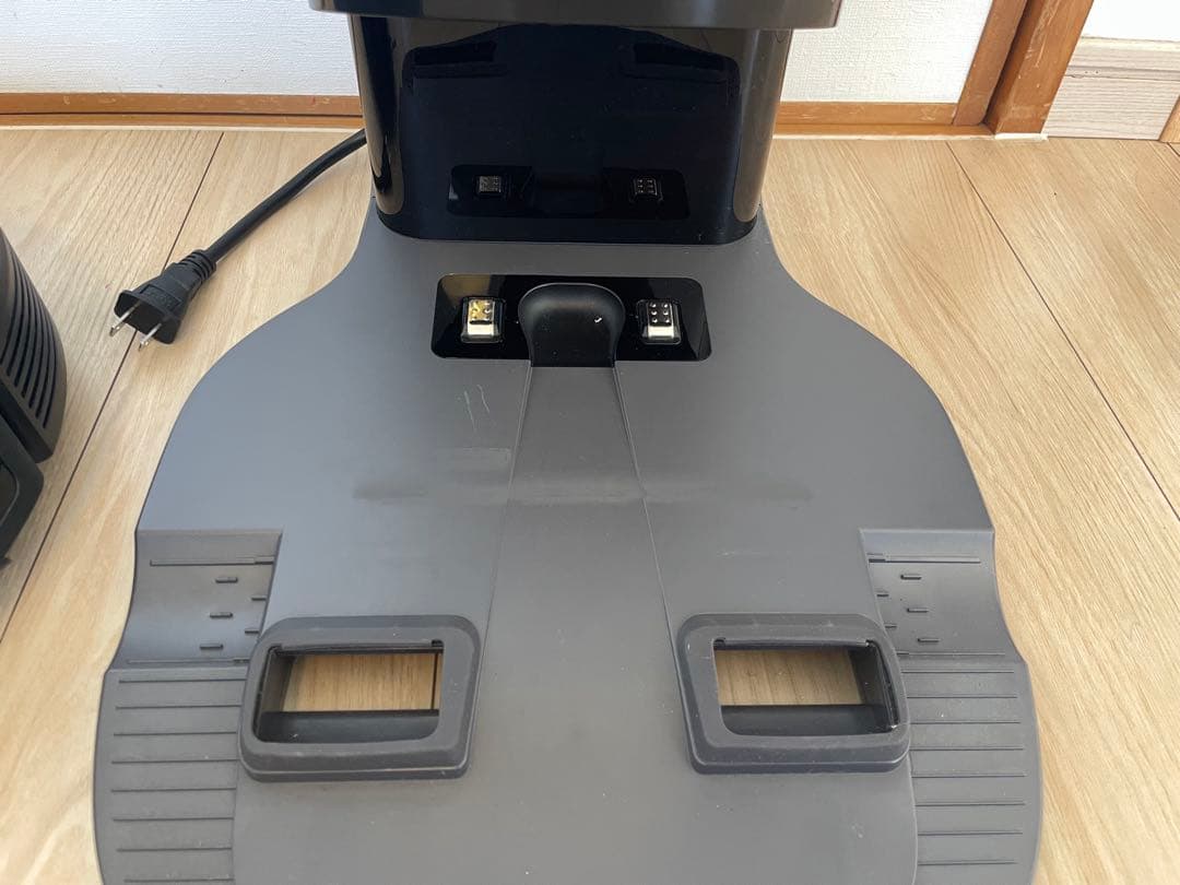 DEEBOT ロボット掃除機 本体　付属品付き