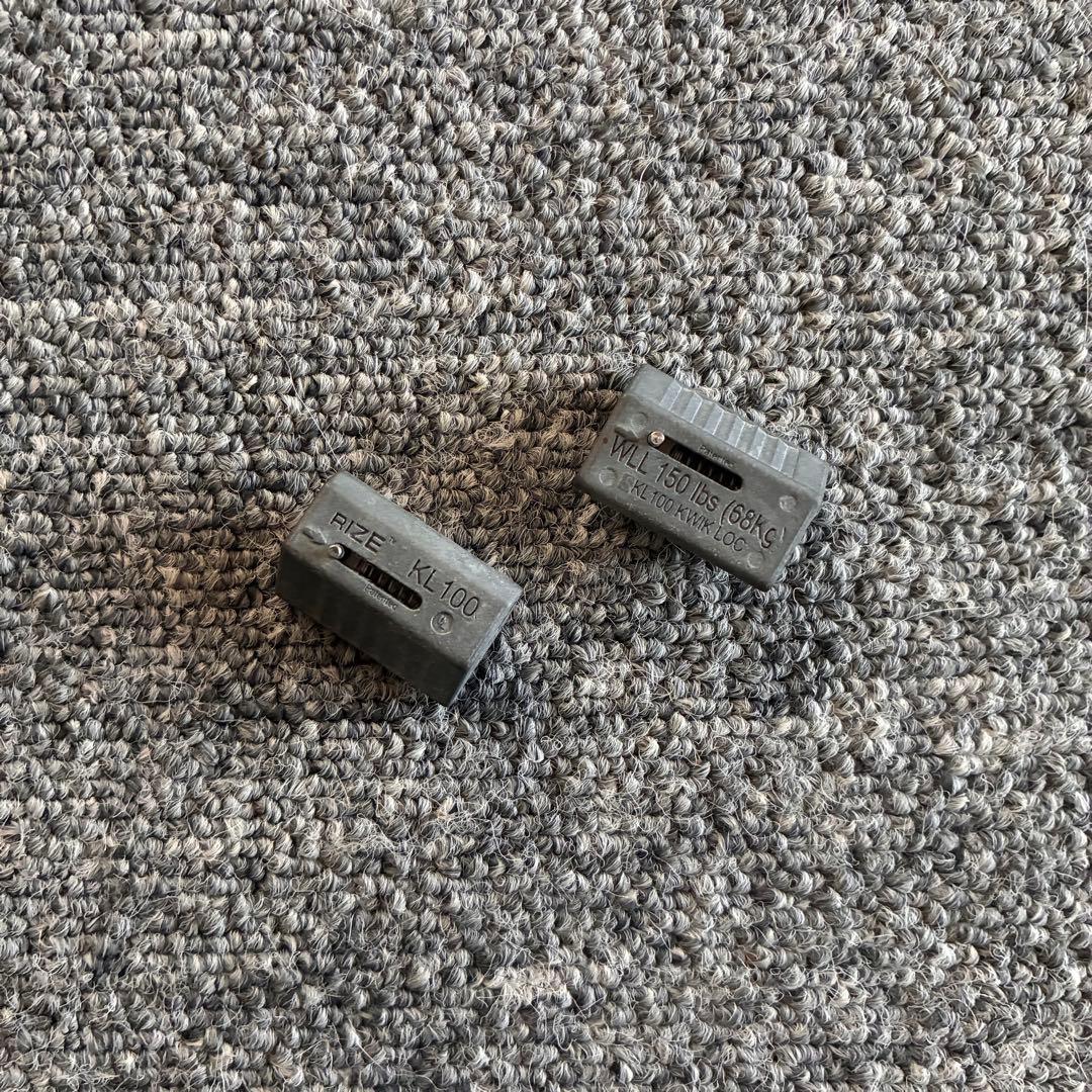 ADA ソーラーRGB シェード付き