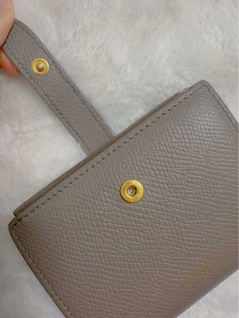 CELINE ミディアムストラップウォレット