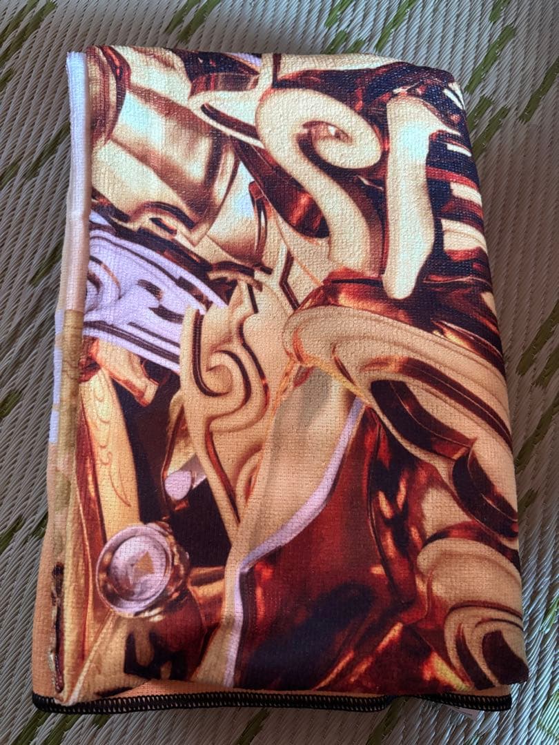 【値下げ】 牙狼　ウルトラBIGタオル　ガロ 180cm × 130cm