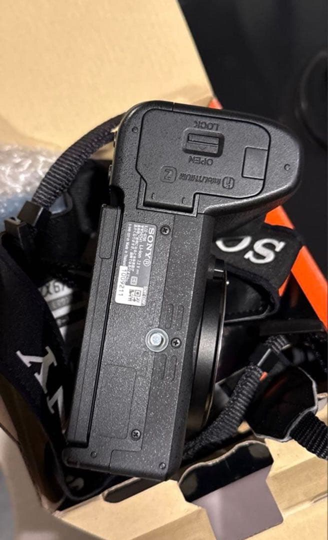 【美品】SONY α6700 ミラーレスカメラ 本体