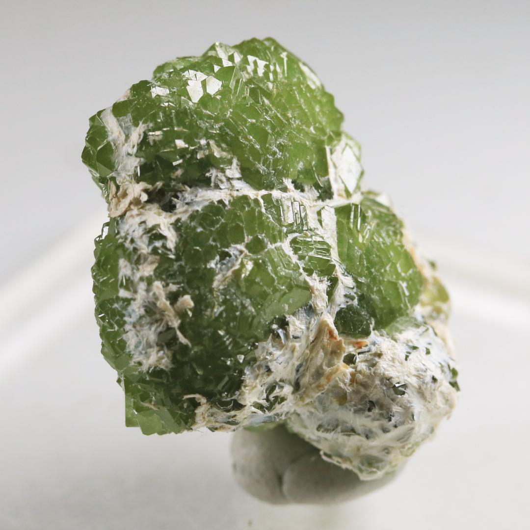 デマントイドガーネット ④ イタリア産 / 原石 天然石 鉱物標本 灰鉄柘榴石