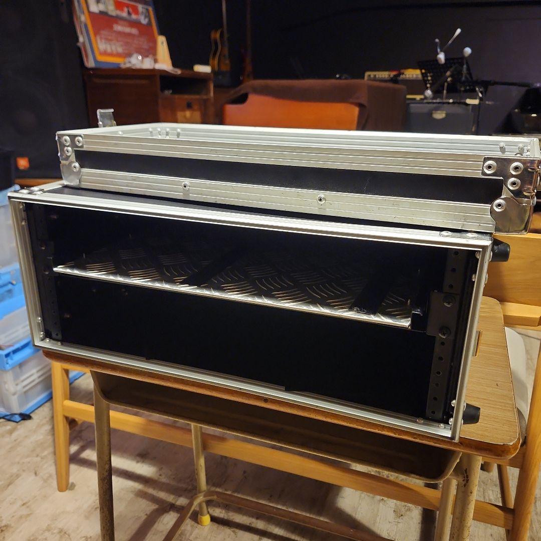 アルミ製 4U ラックケース スライド棚付き