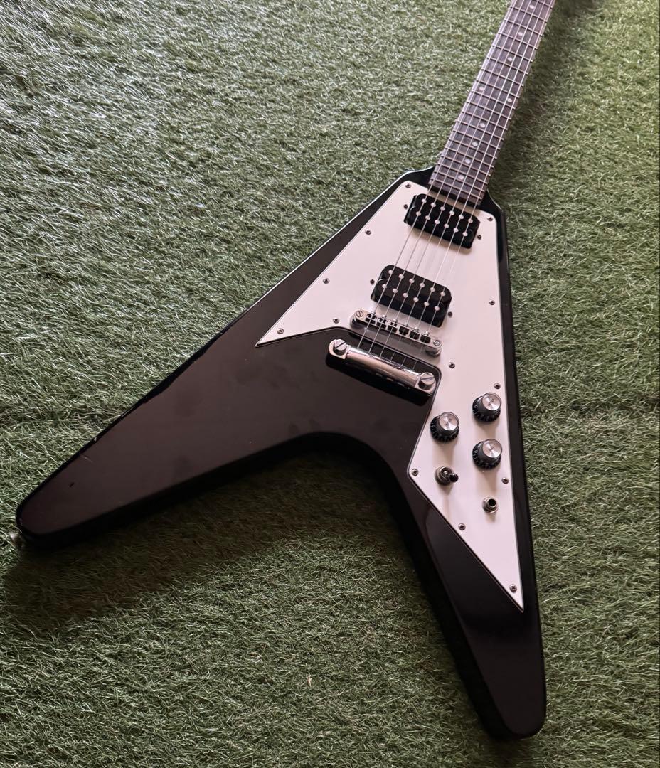 T*A様 メーカー不明　フライングV ブラック