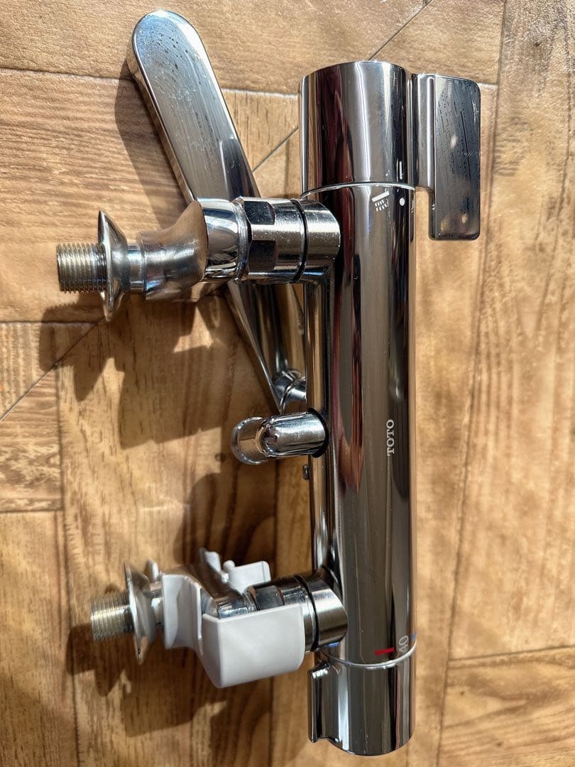 A*n様 TOTO シャワーヘッド クローム仕上げ