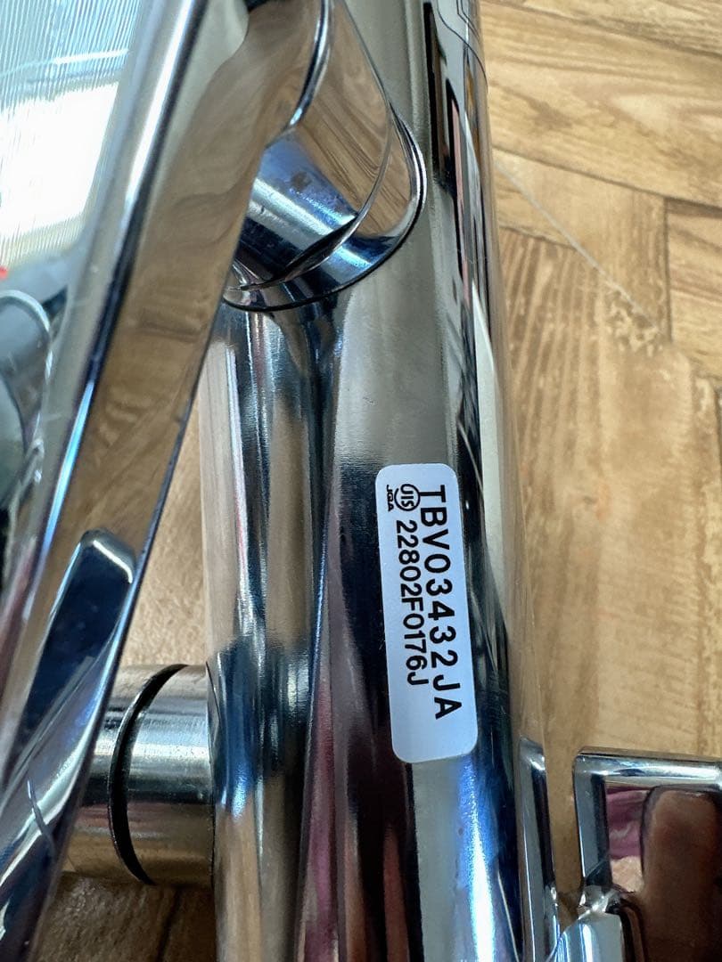 A*n様 TOTO シャワーヘッド クローム仕上げ