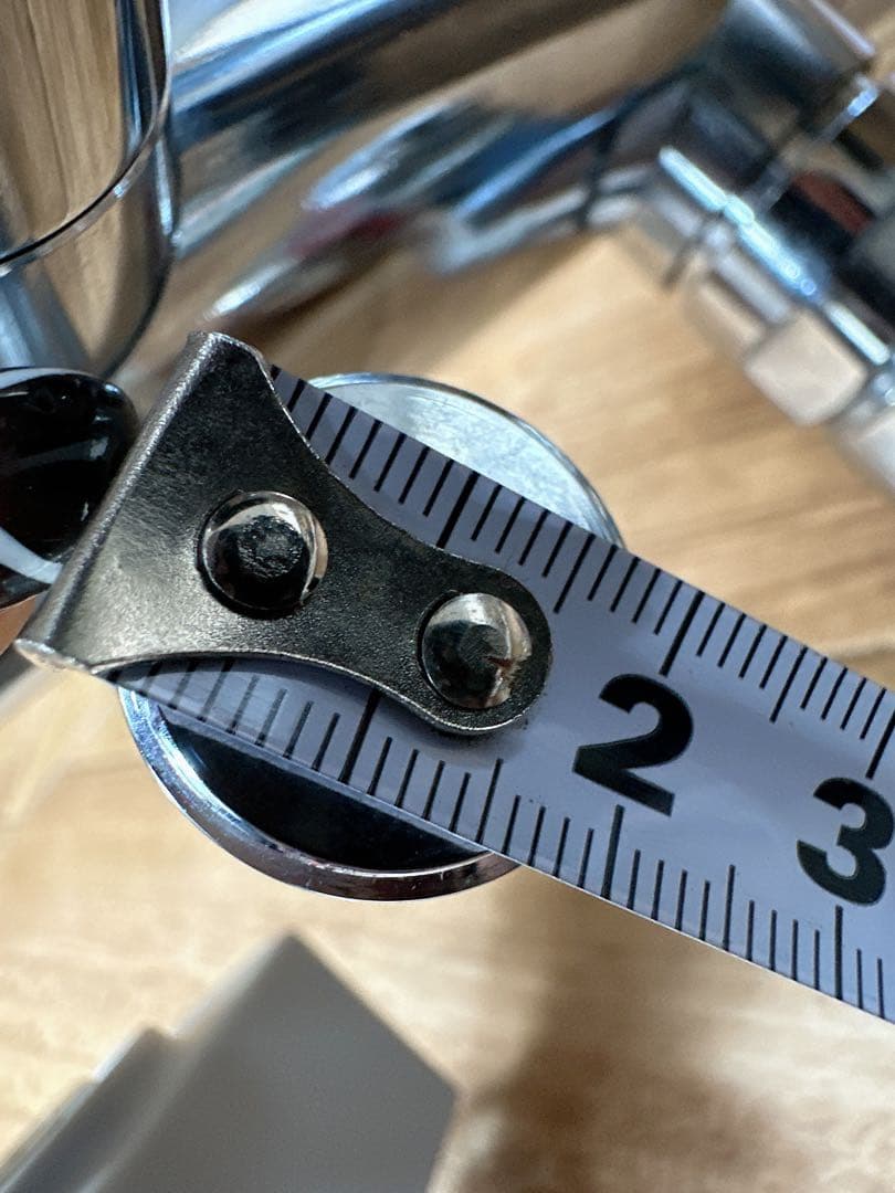 A*n様 TOTO シャワーヘッド クローム仕上げ