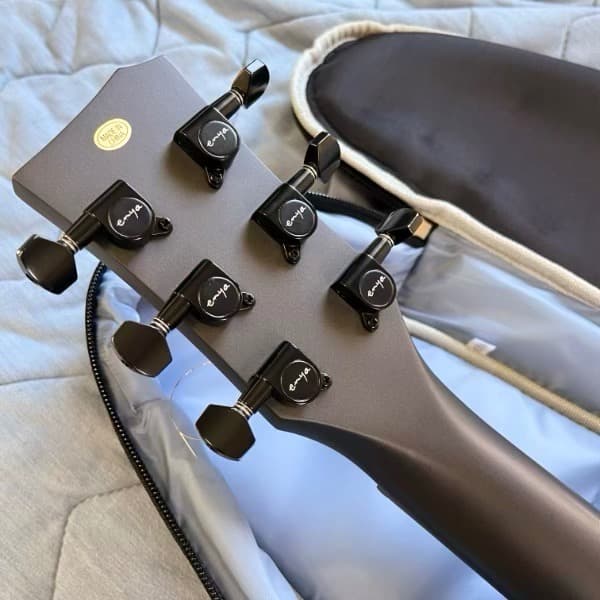 ENYA Nova Go Sonic ブラック カーボンファイバー ギター